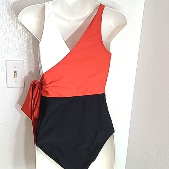 Cupshe- One-piece Bathing Suit with Tie-Sash on Side, Size Small,  NWOT - Picture 4 of 7